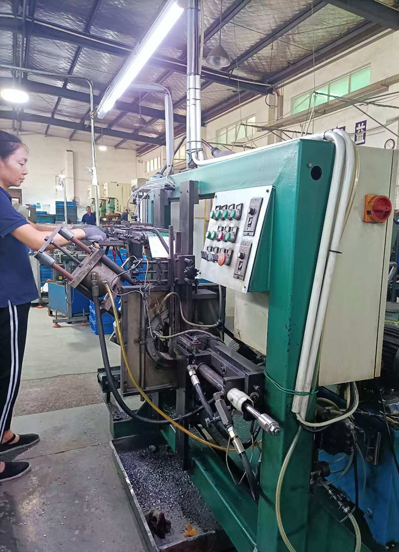 Dafeng Mingyue conducted safety training for punching process